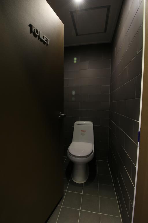 Hotel Mint House - Female Only à Busan Extérieur photo