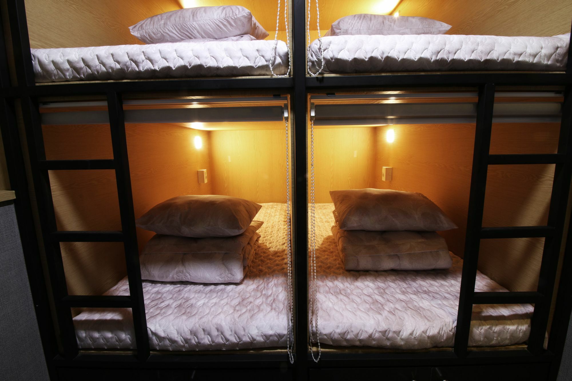 Hotel Mint House - Female Only à Busan Extérieur photo